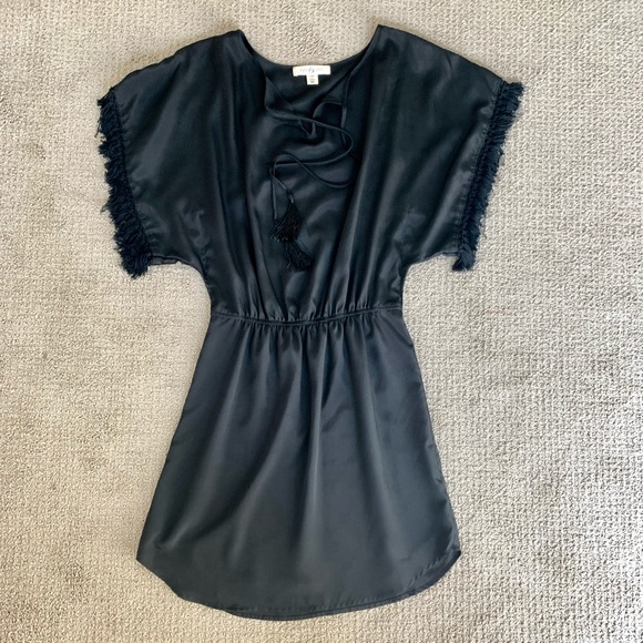 Black fringe dress - Picture 2 of 4